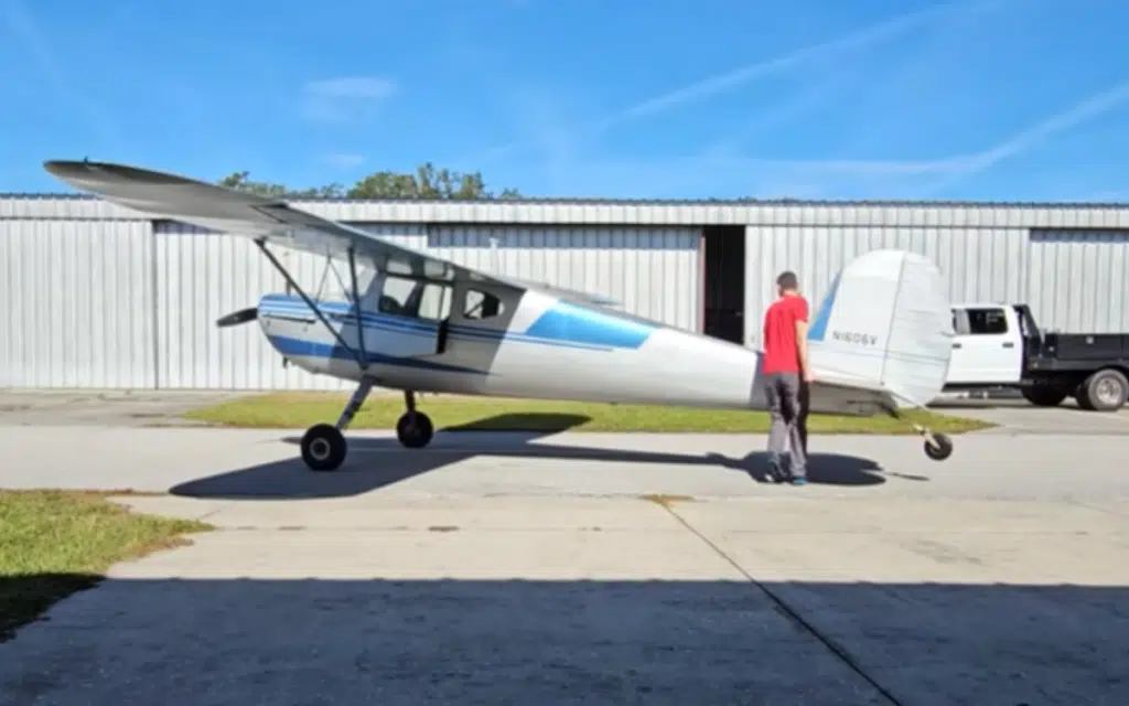 abandoned plane Cessna