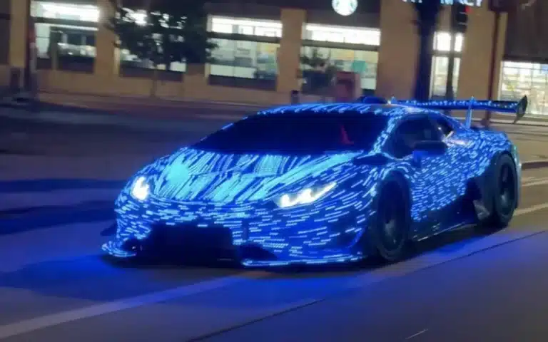 YouTuber covers Lamborghini Huracan in 30,000 LEDs