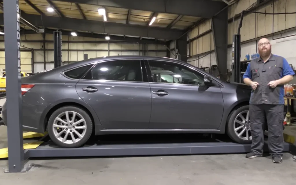 David Long, better known as the Car Wizard, got his hands on this 2013 Toyota Avalon - and the Kansas mechanic managed to find a $10 fix