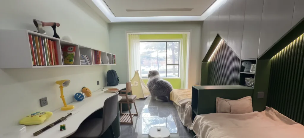 This YouTuber has built a full city for his cat featuring a working subway station to take the pet to school