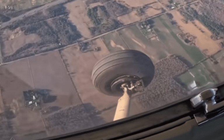 Canadian student pilot records himself flying backwards in a Cessna 152 aircraft