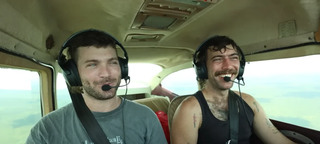 Man buys a Cessna 182P as his first ever plane to fly around the Australian Outback