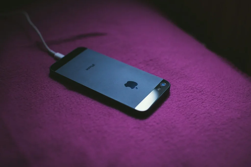 Apple issues warning to anyone who charges their iPhone while they're sleeping