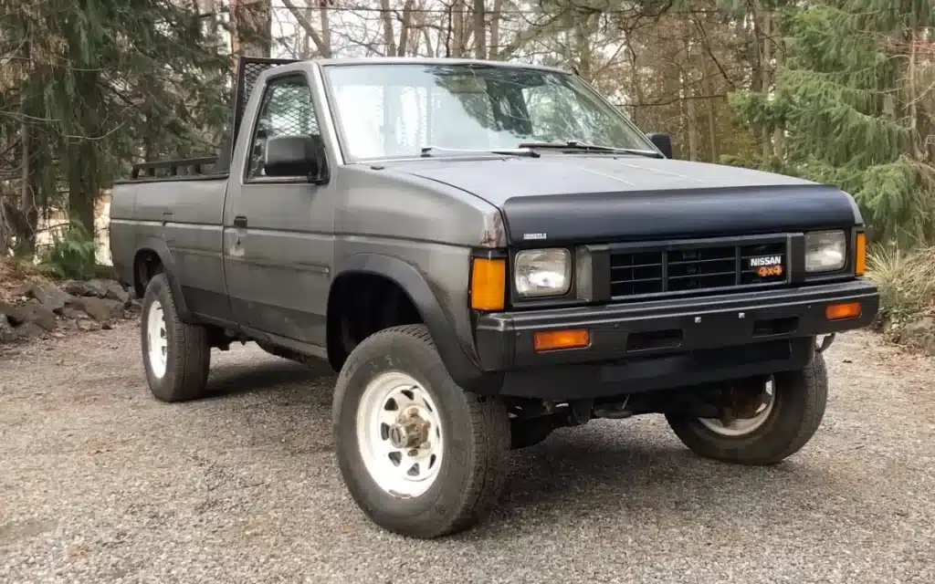 Man bought the cheapest truck on Facebook Marketplace for a restoration