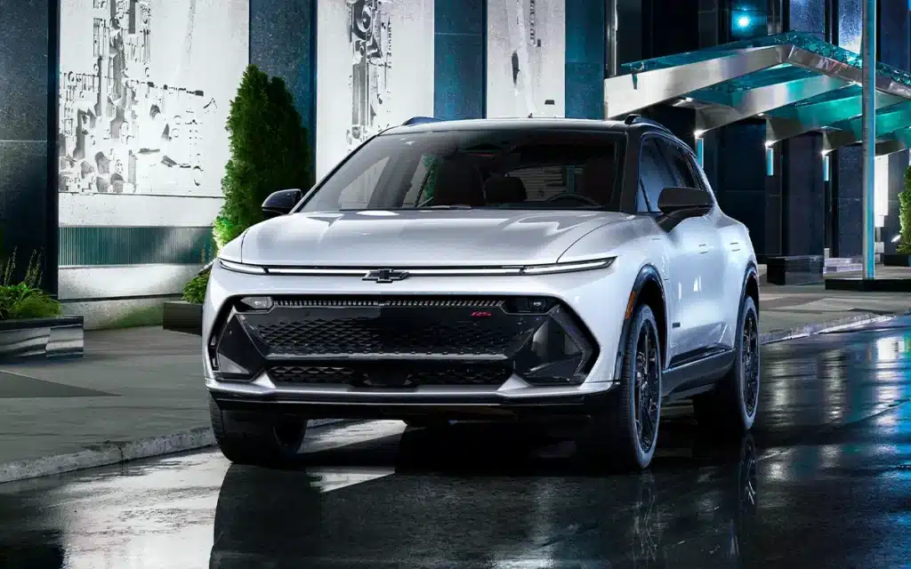 The Chevrolet Equinox 2025 EV is tempting Tesla drivers away as a cheaper alternative, and it could be the straw that broke the camel's back
