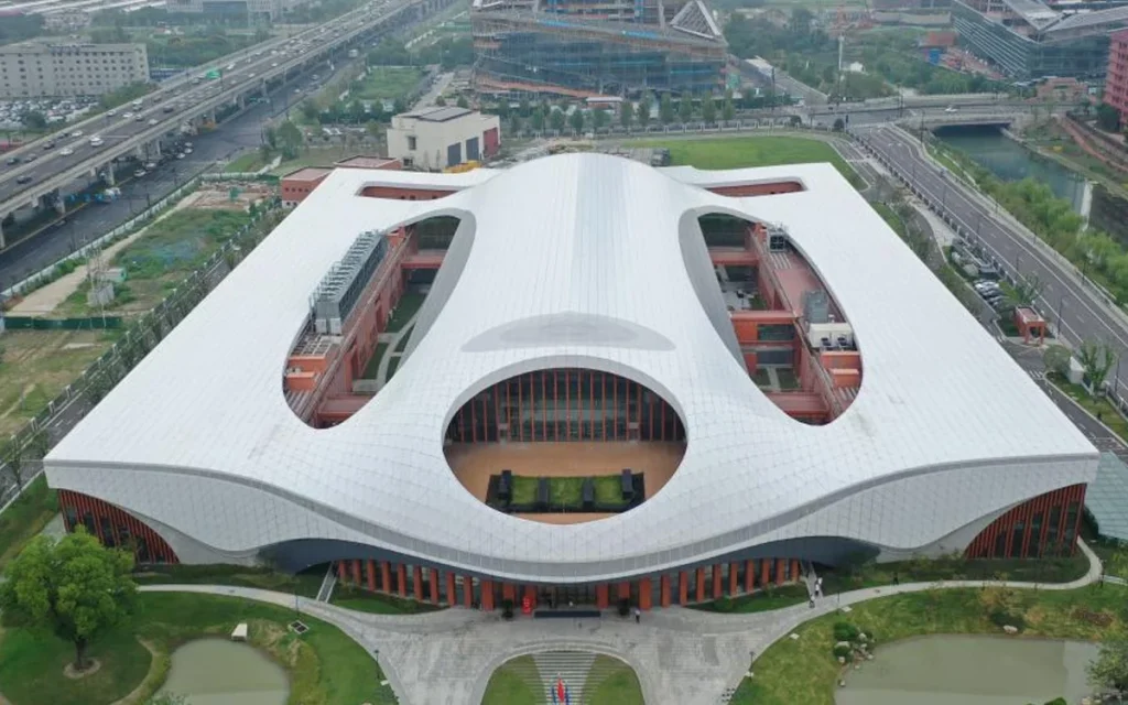 The CHIEF1900 is a Chinese machine that can increase gravity so much that it can compress space and time, and its being used for all the right reasons