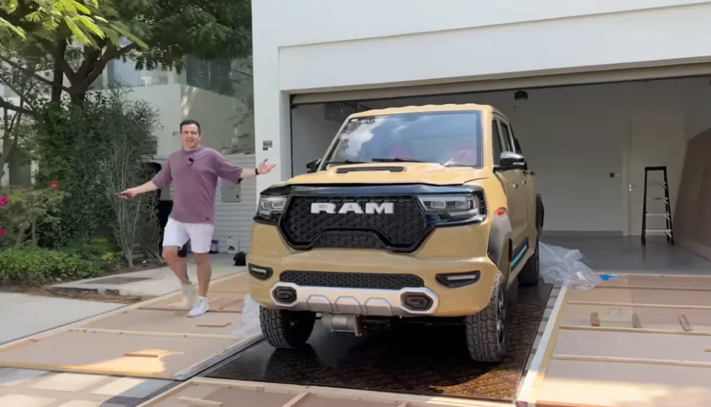 This guy unboxed a $3,500 Dodge Ram from China and immediately found its proportions hilarious