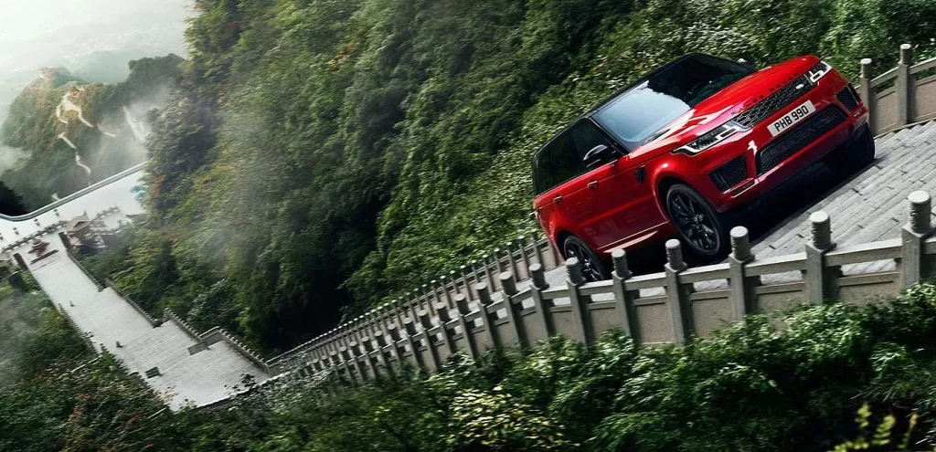 Chinese automaker Chery attempted to recreate the viral Range Rover Stairway to Heaven climb in China, but it went wrong