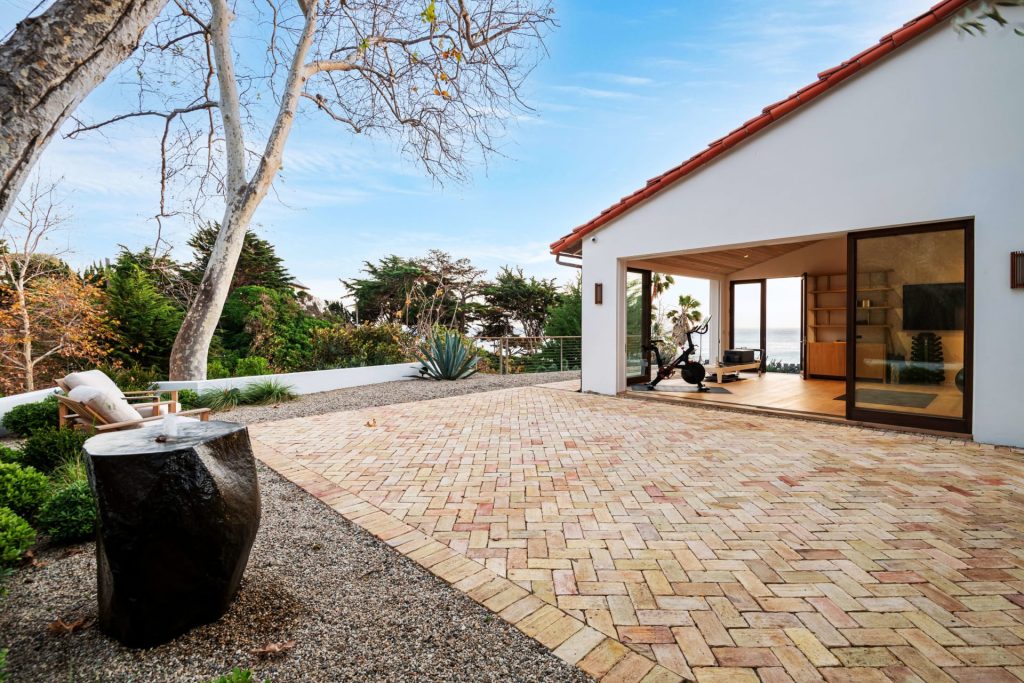 Inside Cindy Crawford's Malibu home which is on the market for a cool .5 million