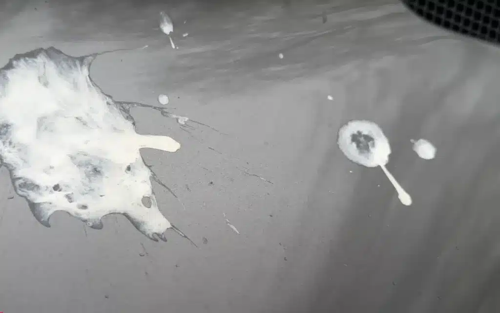 Mobile car cleaner cleaned the 'world's dirtiest Ferrari' and produced deep levels of ASMR
