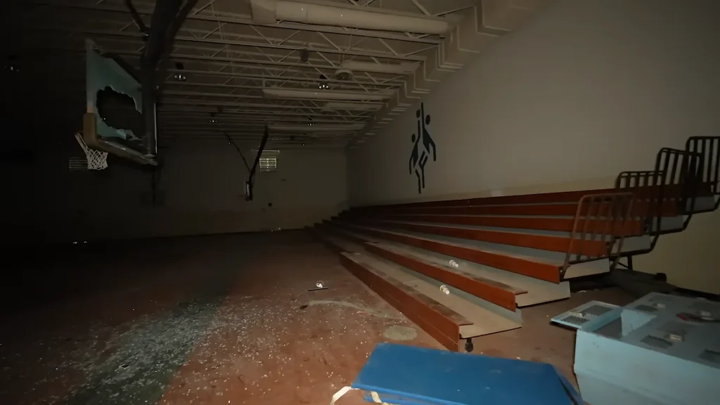 Urban explorers caught checking out abandoned Air Force base in Arkansas and got quite a scare