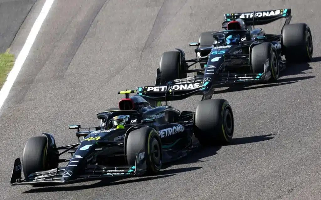 Video shows phenomenal difference in leg power required to use the brake in a family car vs F1 car