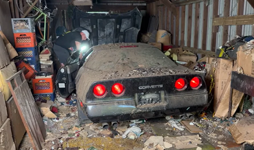 US grandpa cries after seeing his late wife's 1990 C4 Corvette cleaned for the first time in 25 years