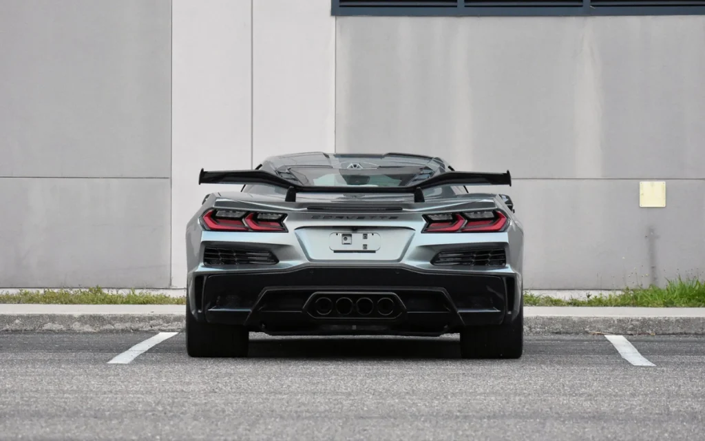 A lightly used Corvette Z06 with barely 662 miles on the clock just changed hands for a price that has enthusiasts doing a double take.