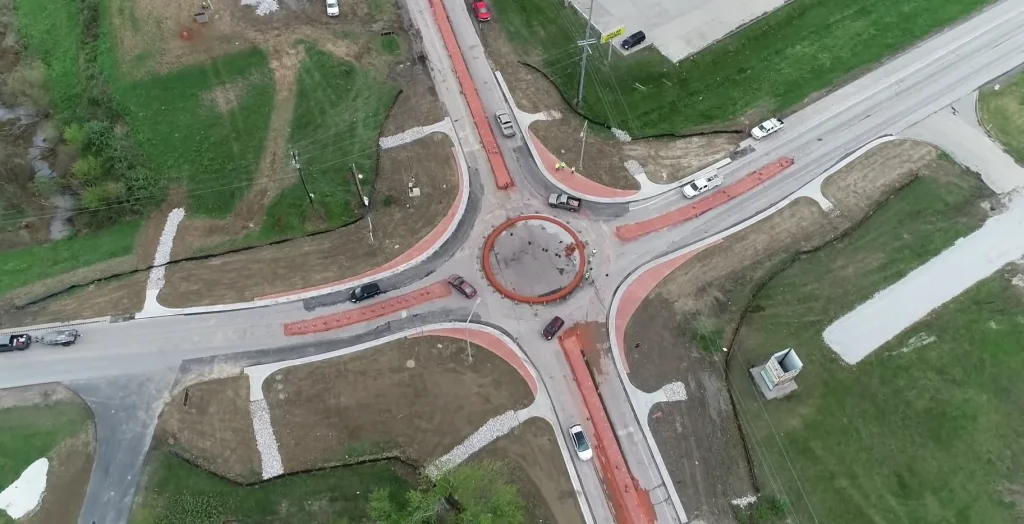 Footage captured of Americans using a Kentucky roundabout for the first time after it opened and it's absolute chaos to watch