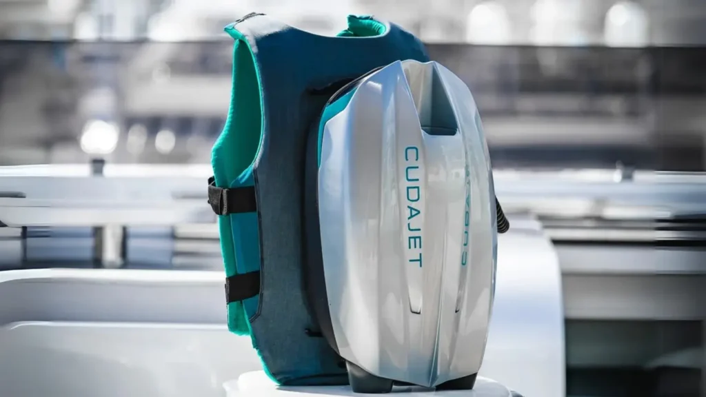 The CudaJet underwater jetpack is powerful and smooth - but also extremely well-refined.