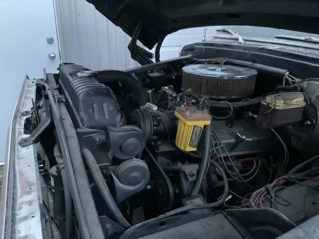 Unique engine of 1976 Ford F-150