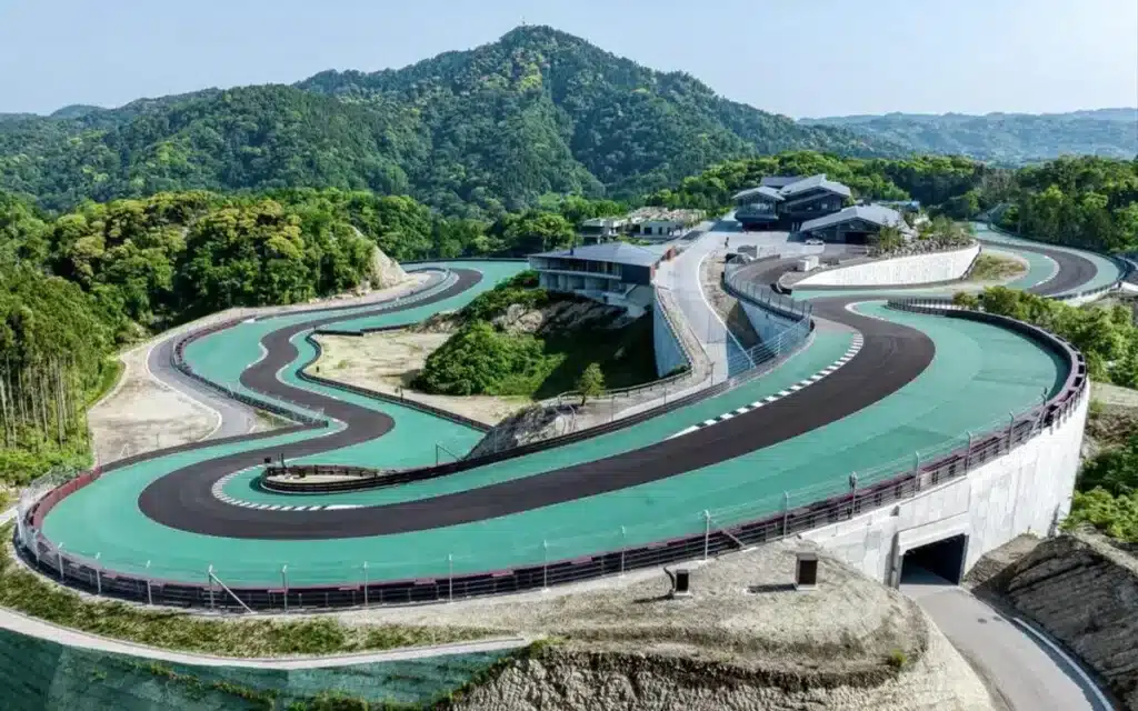 Japanese billionaire builds $200 million private racetrack to race his wife and kids - Magarigawa Club