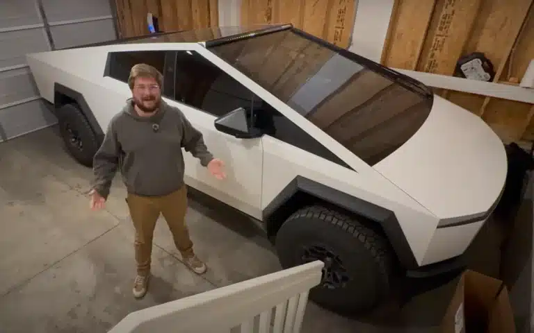 Cybertruck Broken