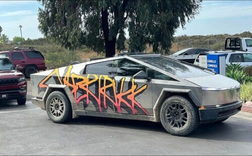 Schockierend! Die Us Armee Kauft Tesla Cybertrucks – Aber Warum Sie Zerstören?! - njyk6l6