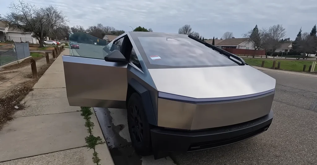 Man tests what happens if you throw a steel ball at a Tesla Cybertruck window after the infamous 2019 fail