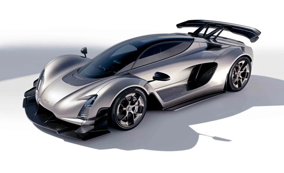 3D-Printed, 1,250 hp, and refueling in public, this Czinger 21C has been turning heads in Miami