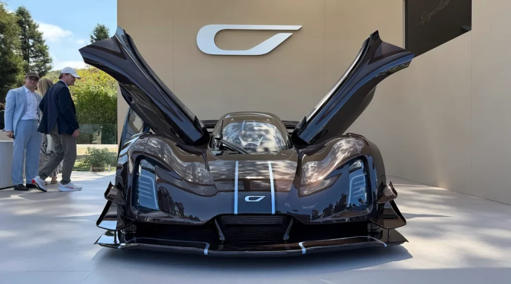 Supercar Blondie gets up close with the newly revealed $2M Czinger 21C Spyder and shares why it's one of the most radical pieces of automotive engineering on the road