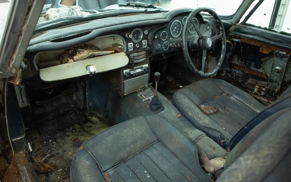 Aston Martin Works has just unveiled a fully-restored DB5 that might be one of the most patient comeback stories in classic-car history. 