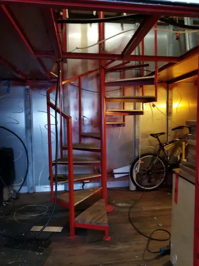 DIY mobile home, staircase
