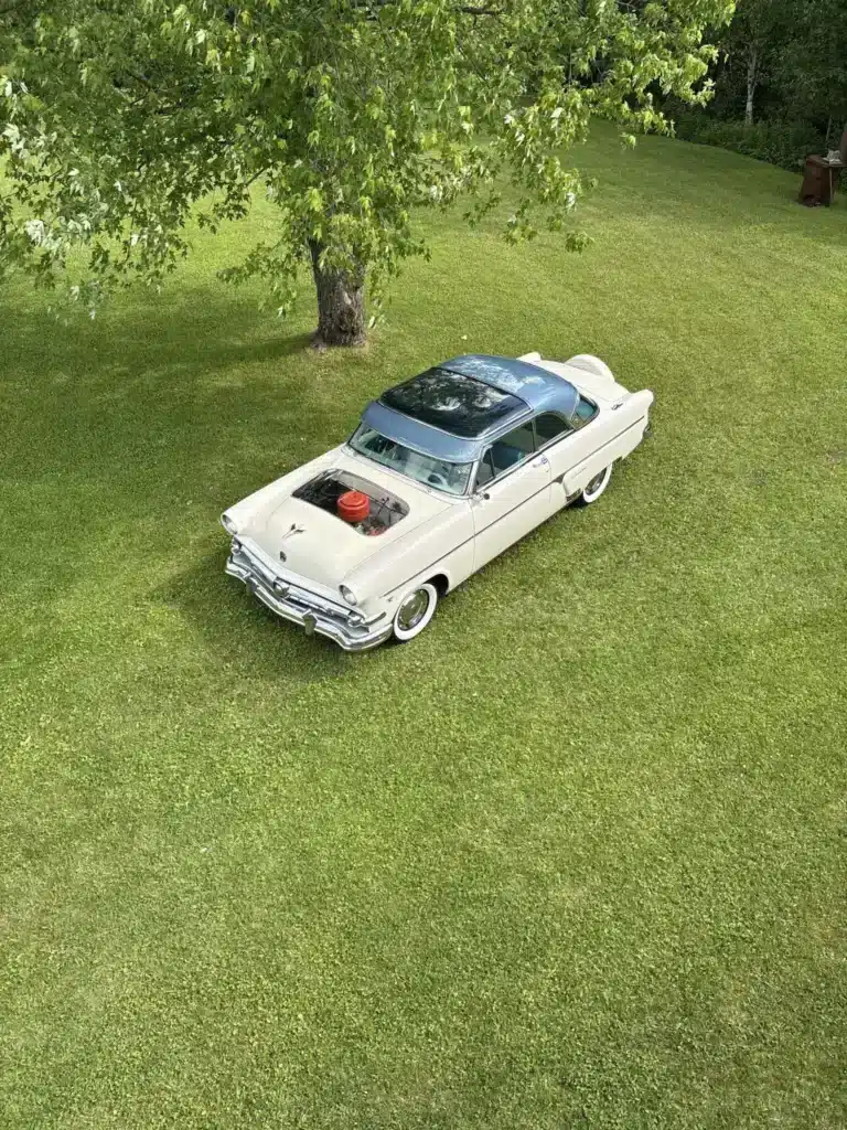 Ford Crestline Skyliner
