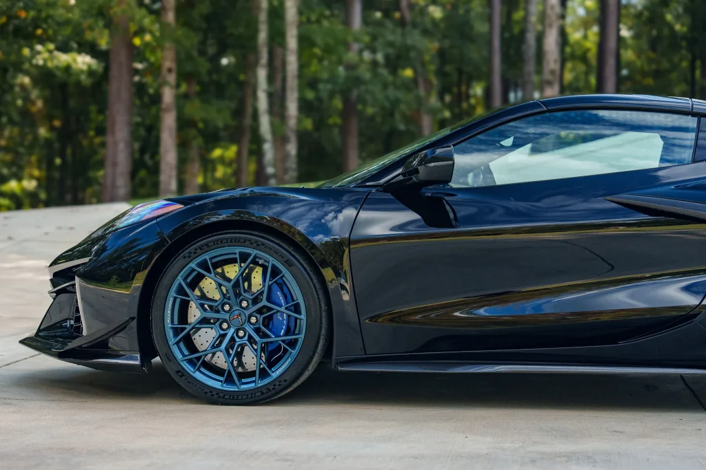 Man buys brand new 2026 Chevrolet Corvette ZR1 sports car for $220,745 but immediately wants to get rid