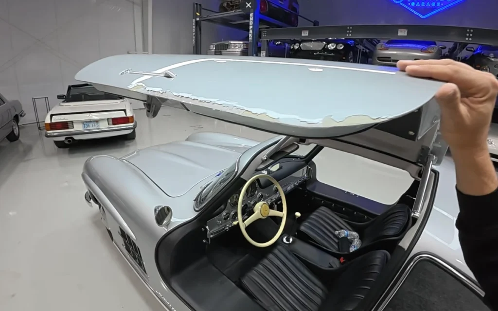 The Mercedes 300SL Gullwing is a dream car for collectors worldwide, which makes this painfully avoidable mishap all the harder to watch.