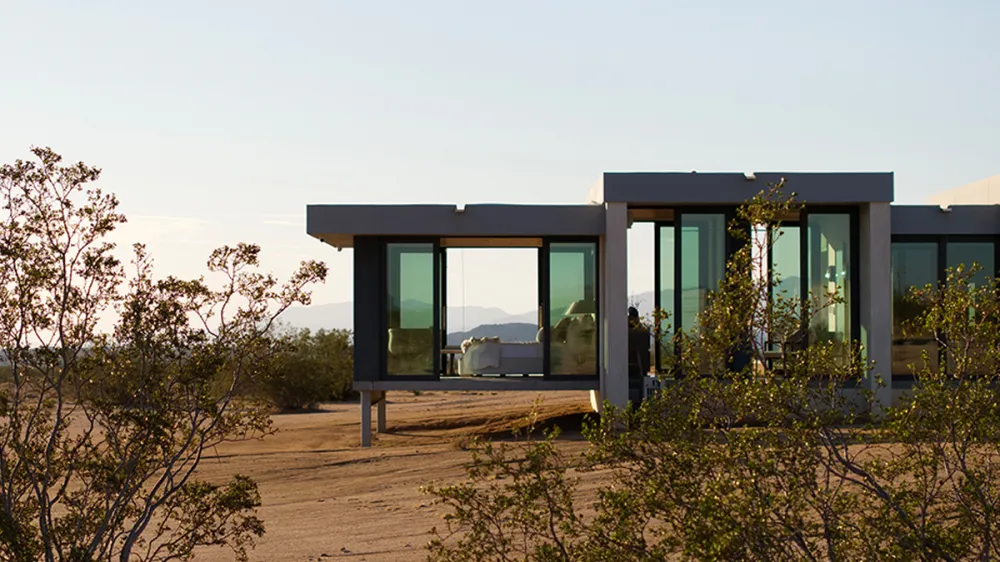 This futuristic desert mansion in California runs completely off-grid and it costs $15,000,000