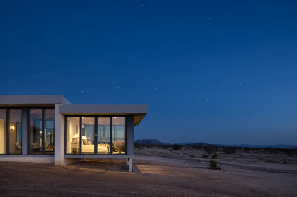 This futuristic desert mansion in California runs completely off-grid and it costs $15,000,000