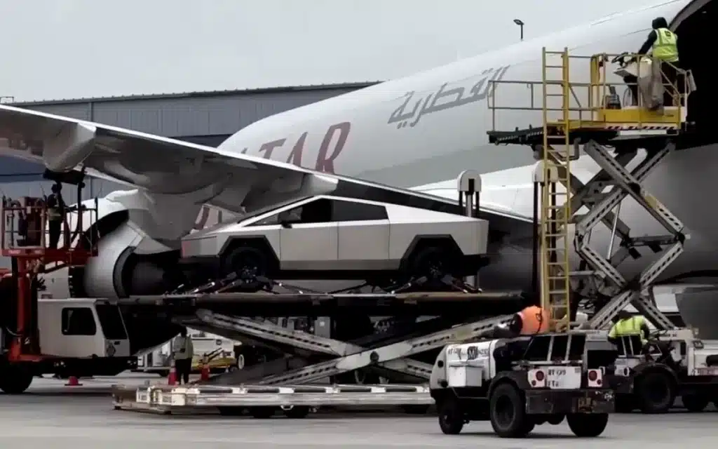 Devoted-millionaire-airlifts-6800-pound-Tesla-Cybertruck-to-Qatar