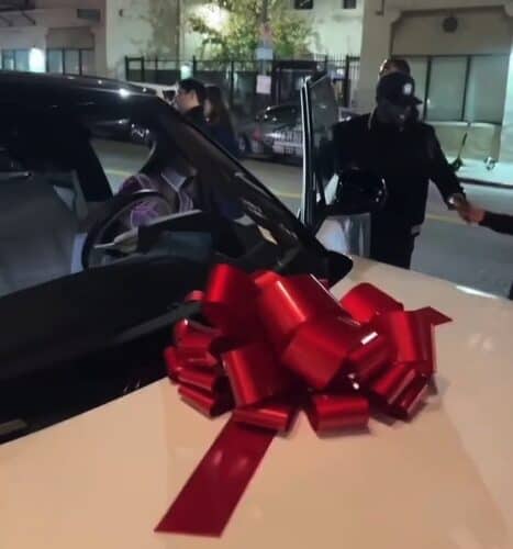 Diddy gifts twin daughters, 16, matching Range Rovers