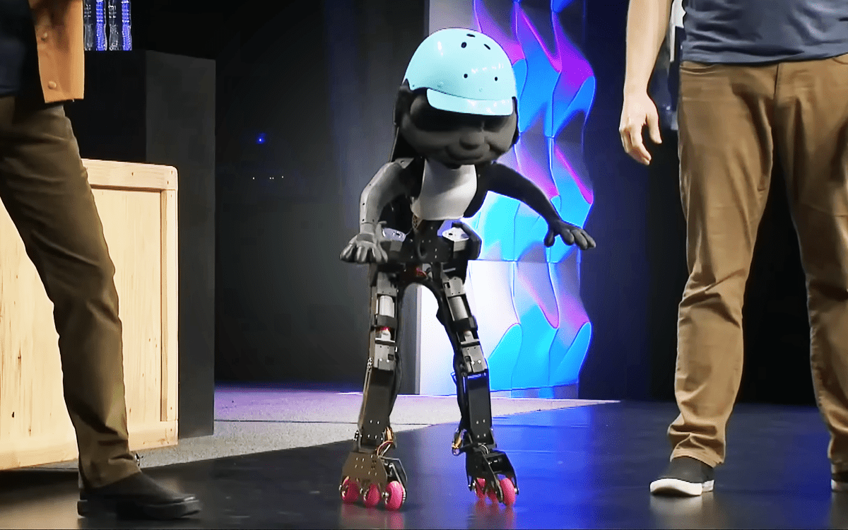 Disney robot - roller skating bunny