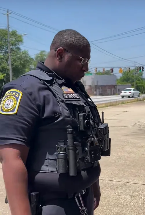 Cop pulls over Dodge Challenger SRT Demon 170 and quickly realizes he'd never have been able to catch it as he's left awestruck by horsepower