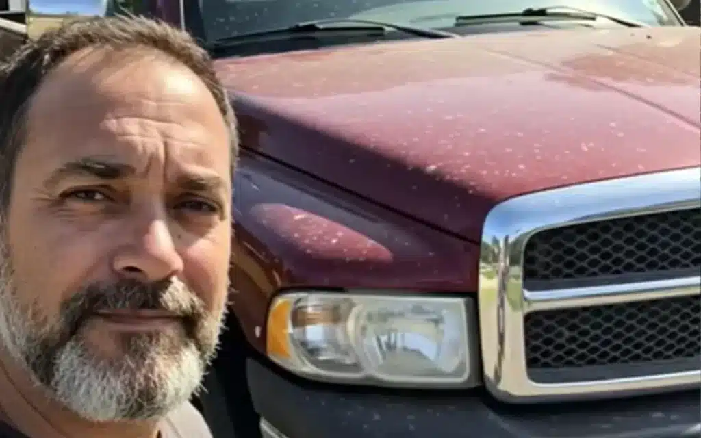 US man's heart dropped when he bought storage unit and found a Dodge Ram but it became a beautiful tale
