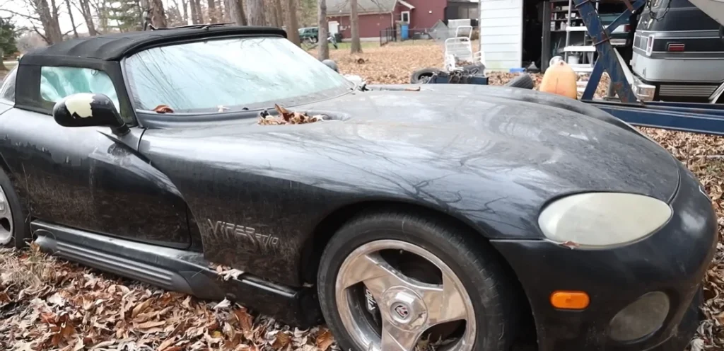 US man suffers heart attack before finishing restoring his late brother’s Dodge Viper, but refuses to give up