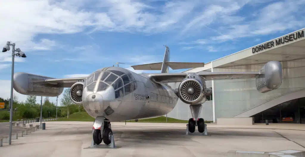Dornier Do 31, a weird aircraft that flew at the Paris Air Show