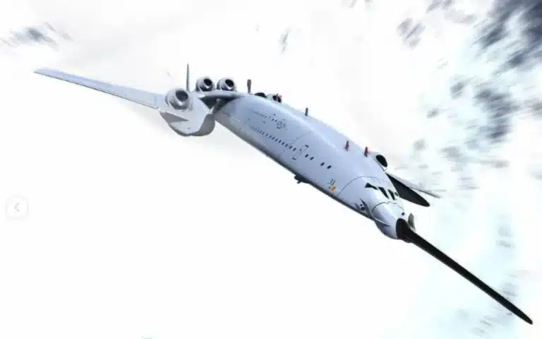 Supersonic jet by Oscar Vinals