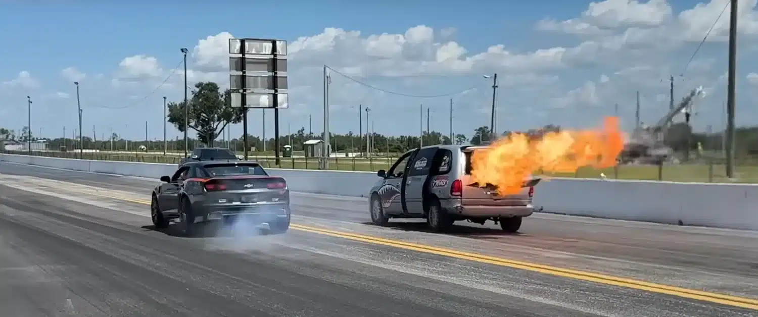 Two guys met up to drag race a turbine-powered Camaro against a Rolls-Royce turbine-powered minivan