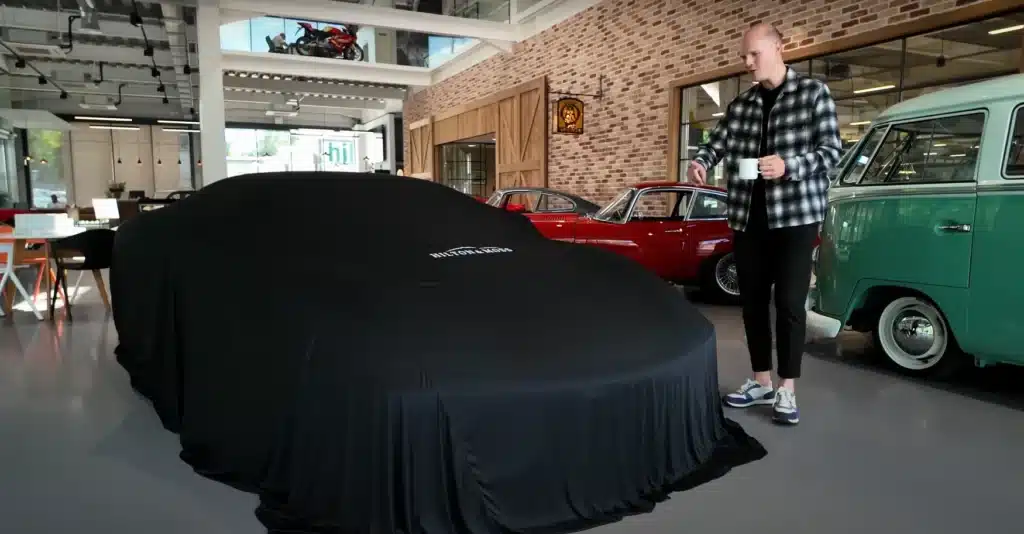 Man who bought his dream Ferrari blind embarked on seven month restoration journey with beautiful result
