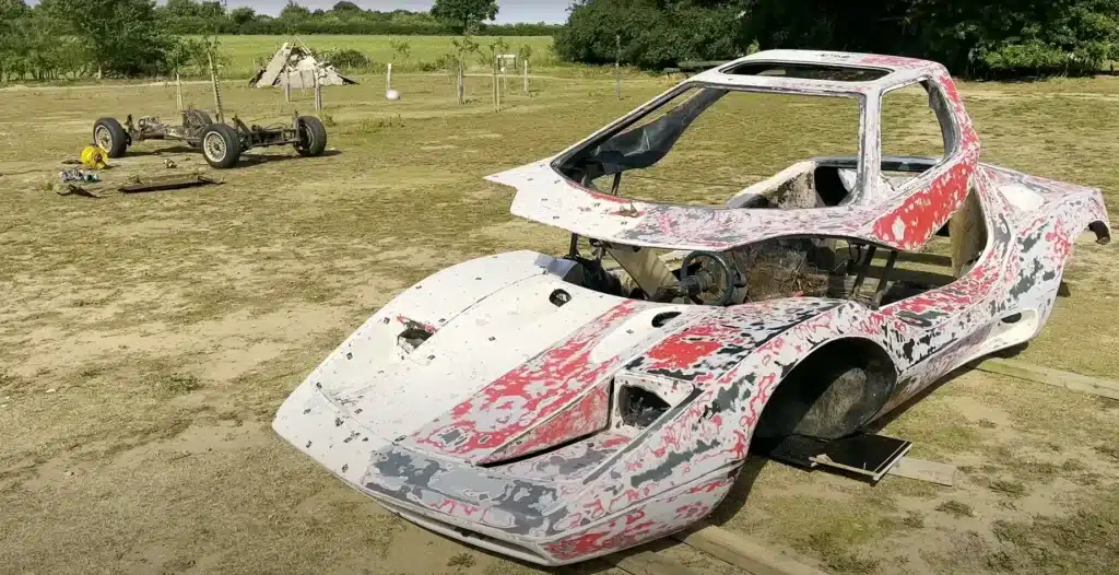 Guy finds dream supercar abandoned but after taking the body off the car gets a huge chassis-based shock