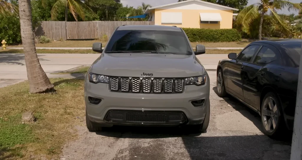 Florida homeowner forced to pay $165,000 fine for parking in her own driveway