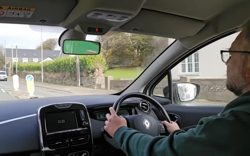 The Renault Zoe EV is a pioneer of the European EV revolution, and an expert is now taking a deep dive into a 152,000-mile example to see how it's holding up.