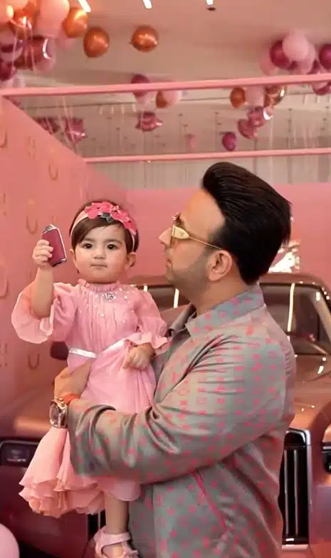 Dubai dad gifts baby custom Rolls-Royce