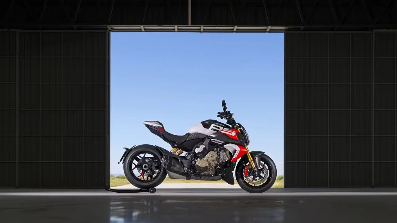 Ducati's new muscle-cruiser superbike hits 60 mph in just 2.43 seconds while staying entirely in first gear