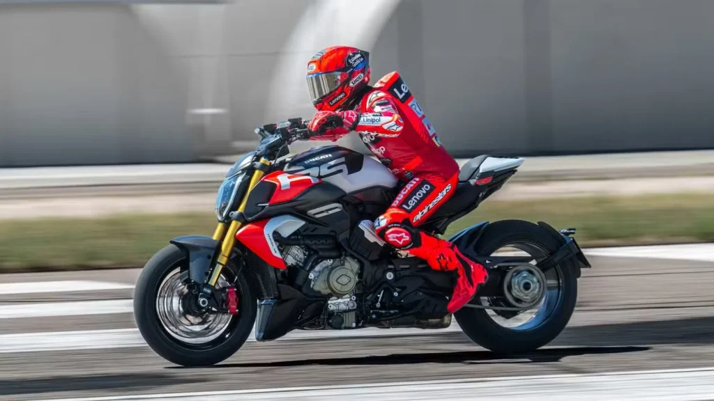 Ducati has just unveiled a new 'muscle' superbike, the Diavel V4 RS, which is faster than most cars